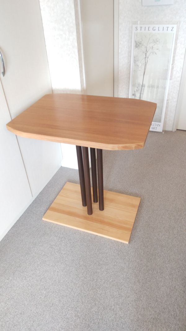 作例：ニヤトーで作ったテーブル
