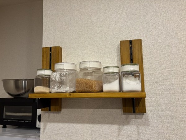 壁掛けの棚