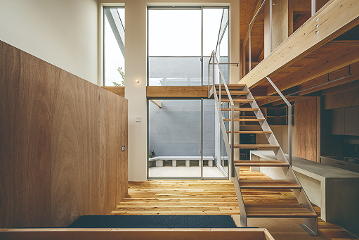 ストレート階段事例