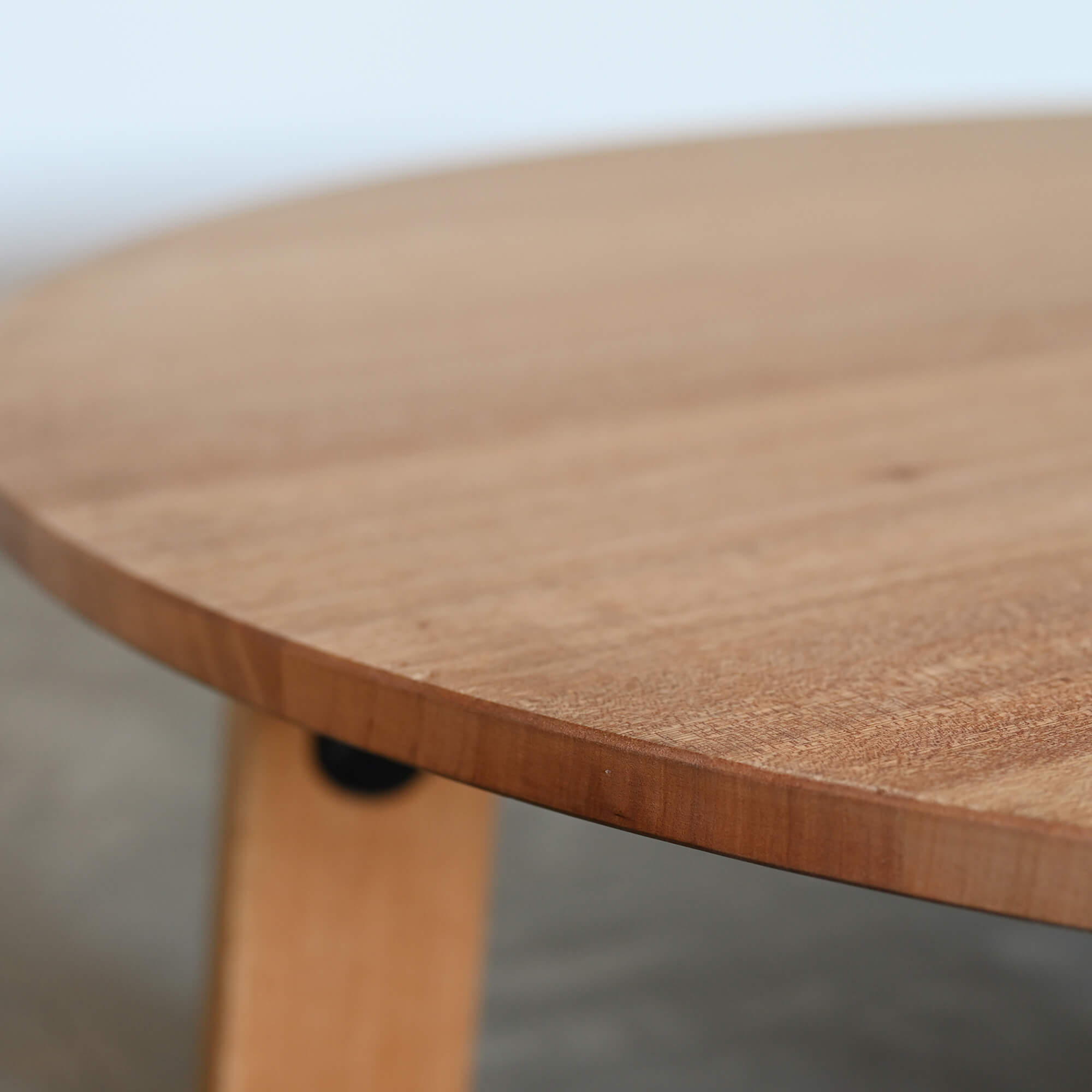 m3 | 円形座卓／木脚